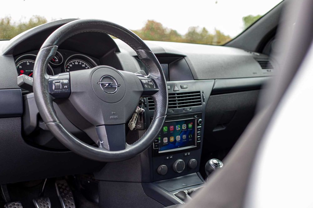 Opel Astra H GTC 1.7 110cv
