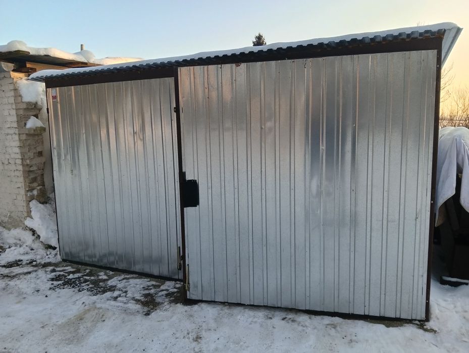 Garaż blaszany 4×5 metrów