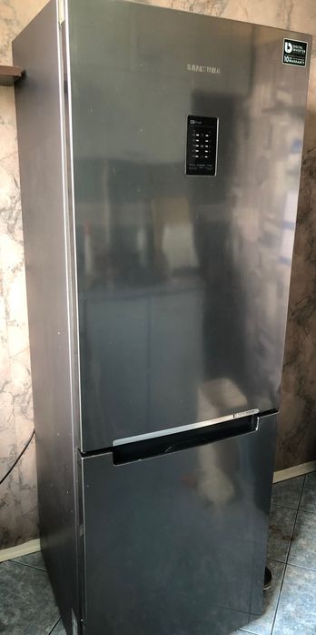 Lodówka Samsung RB29FERNCSS