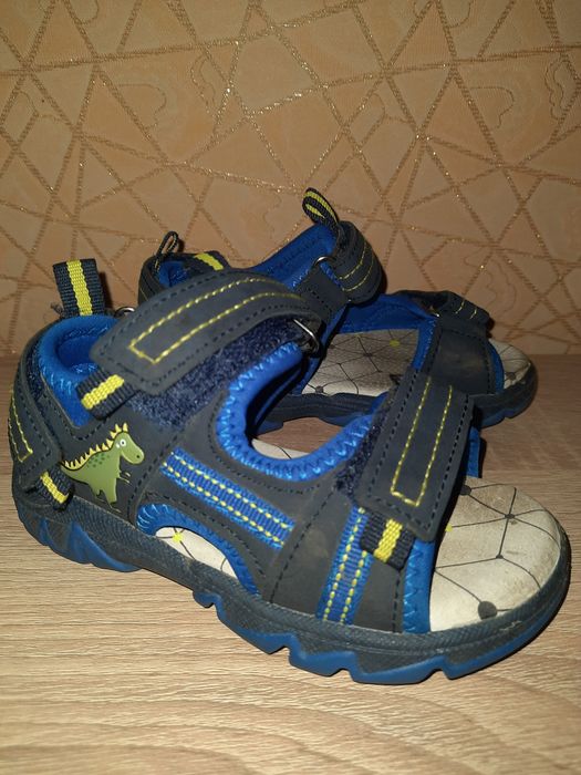 Босоніжки для хлопчика (25 розмір )