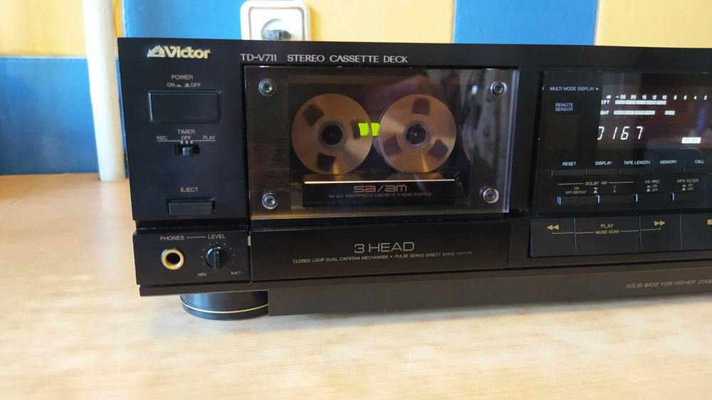 Victor TD-V711 3-HEAD, Direct drive Quartz. Кассетная дека.