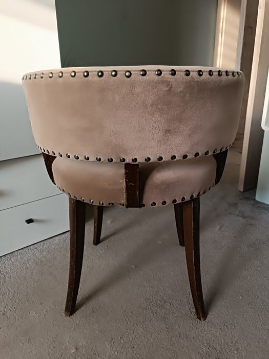 Fotel, krzesło zabytek