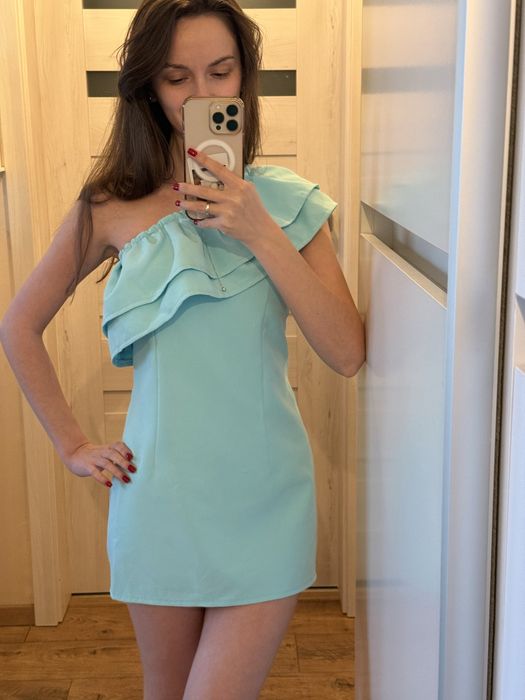 Niebieska sukienka mini xs