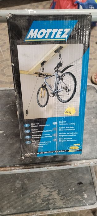 Vendo suporte de teto para bicicletas da Mottez embalado