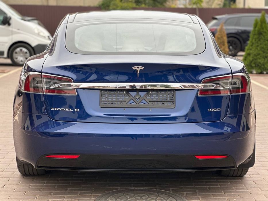 Продам Tesla S 100 D