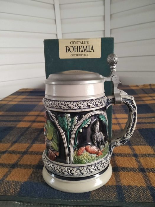 Новая! Кружка из металло-керамики с откидной крышкой. Подарочная-Чехия