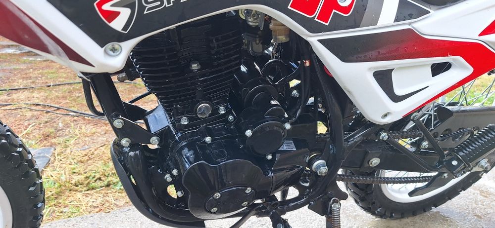 Продам мотоцикл SPARK 150