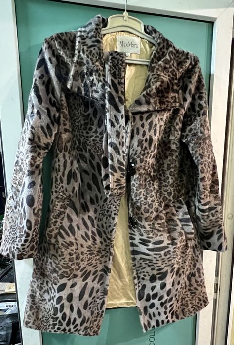 Продам пальто межсизонне