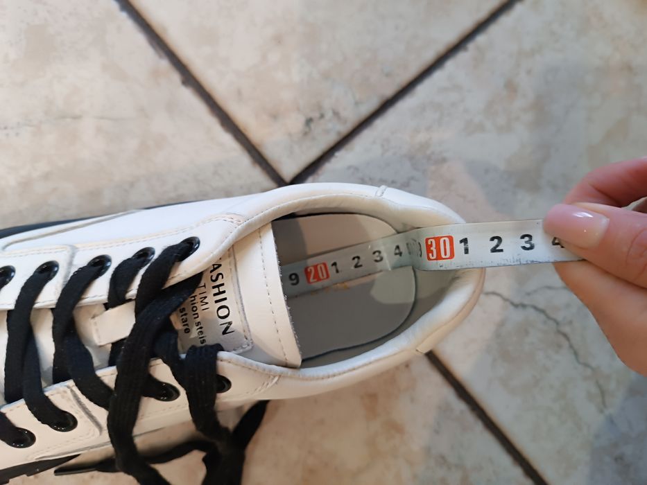 Продам туфлі осінь