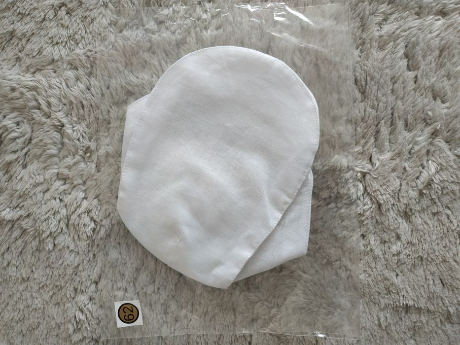 Elegancki kaszkiet/czapka do chrztu/na chrzest/biała/broel/len/r.40