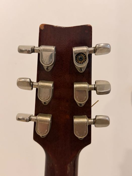 Guitarra Yamaha FG-180-1 Black label 1976