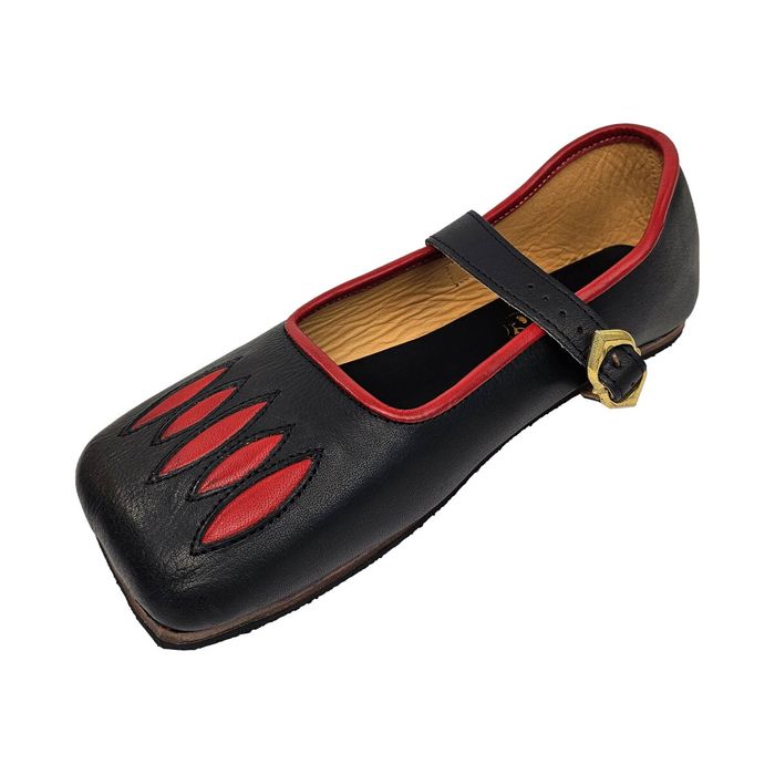 Buty typu muły krowie / Buty renesansowe czarno-czerwone "Ca -VM