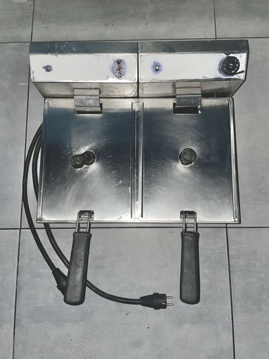 Подвійна фритюрниця Кий В