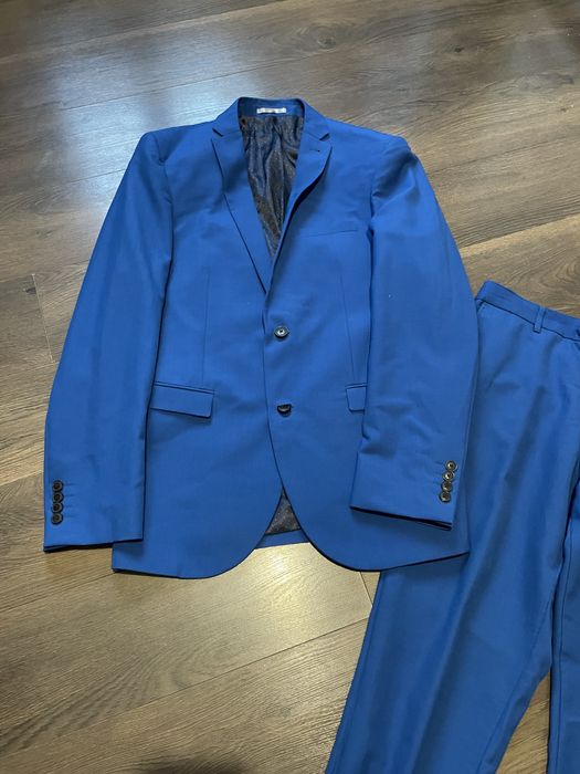 Next класични Костюм яскраво-синій блакитний чоловічий М-Л р випускний