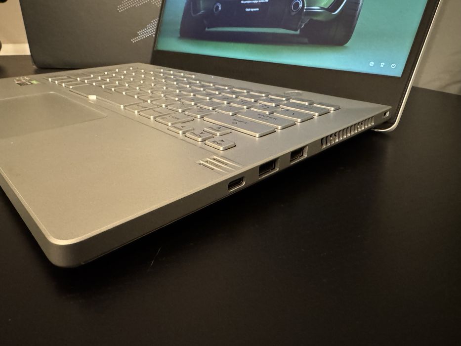 Asus ROG Zephyrus G14 R7 5800hs RTX3060