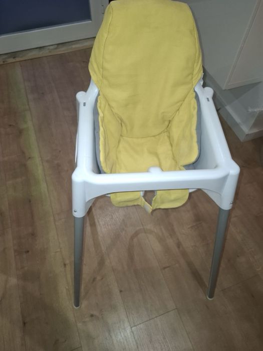 Cadeira refeição com forra nova