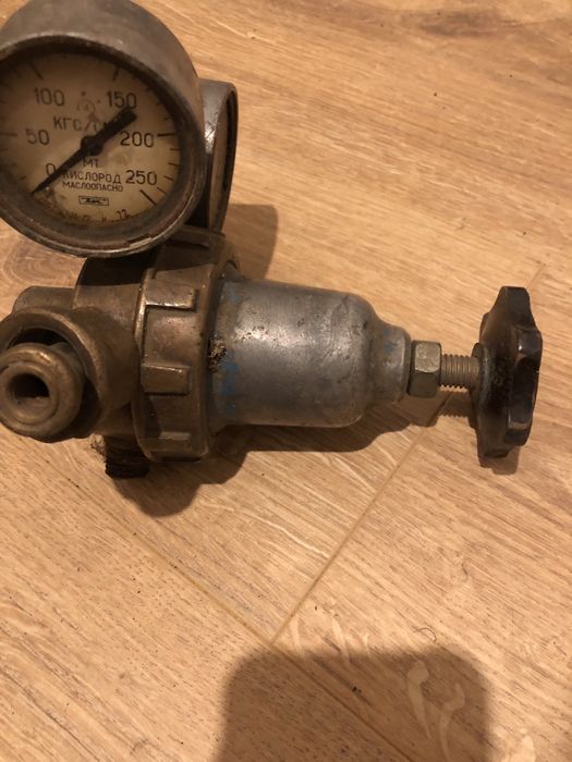 Кисневий редуктор ДКП-1-65