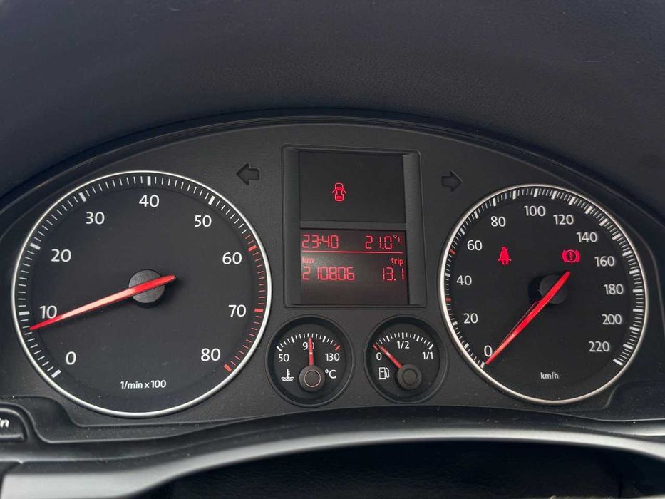 Продам  Volkswagen Golf 2005. Можна в розстрочку, під викуп.