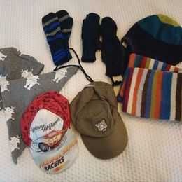 zestaw ubrań 110-116 i butów dla chłopca