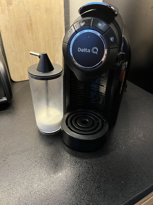 Ekspres kapsułkowy Delta Q QOOL Milk 19 bar