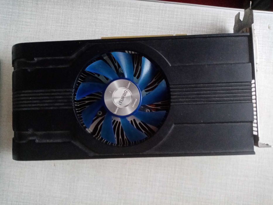 Комплект на АМ3+ FX 6100 + R7 260x + 4gb DDR3