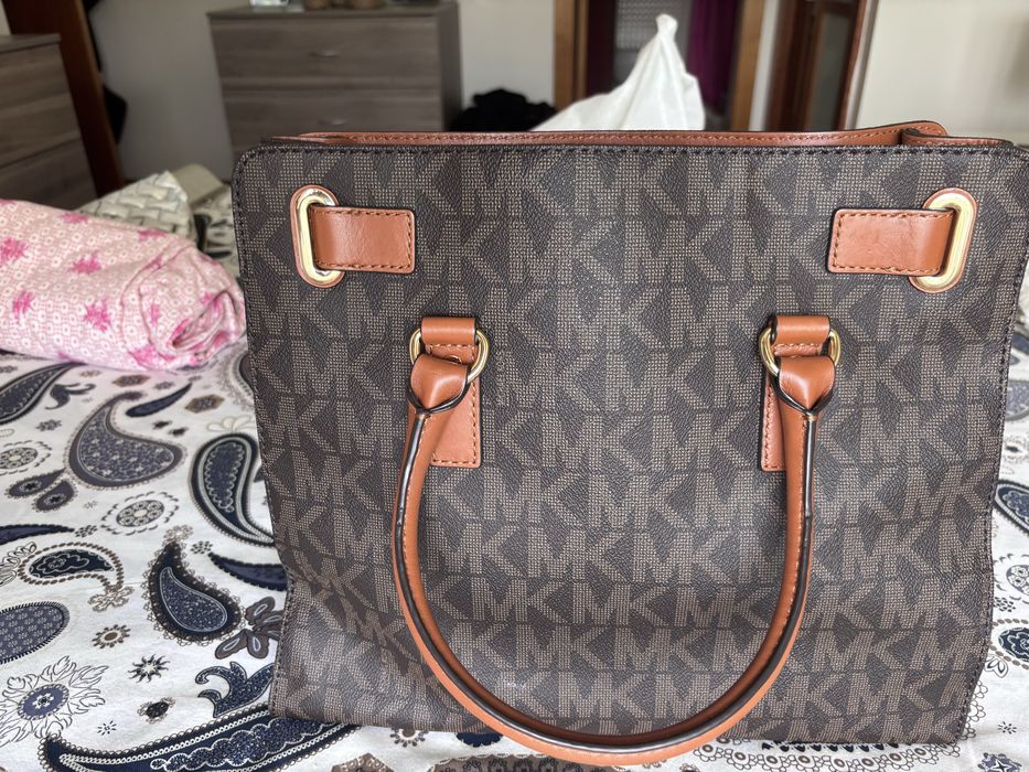 Mala Michael Kors