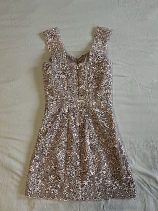 Вечірня сукня рожевого пудрового кольору