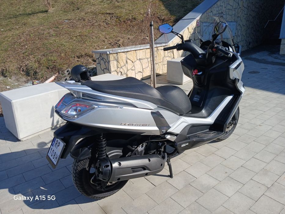 Sprzedam Max skuter Kymco downtown 125 r.2021