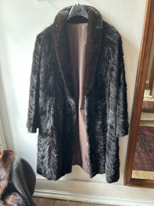 Casaco Vison comprido castanho escuro