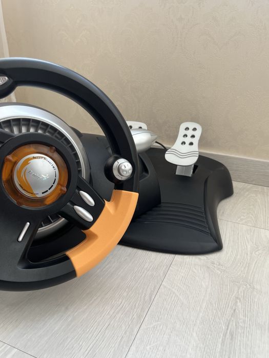 Руль с педалями Genius Wheel 3 MT