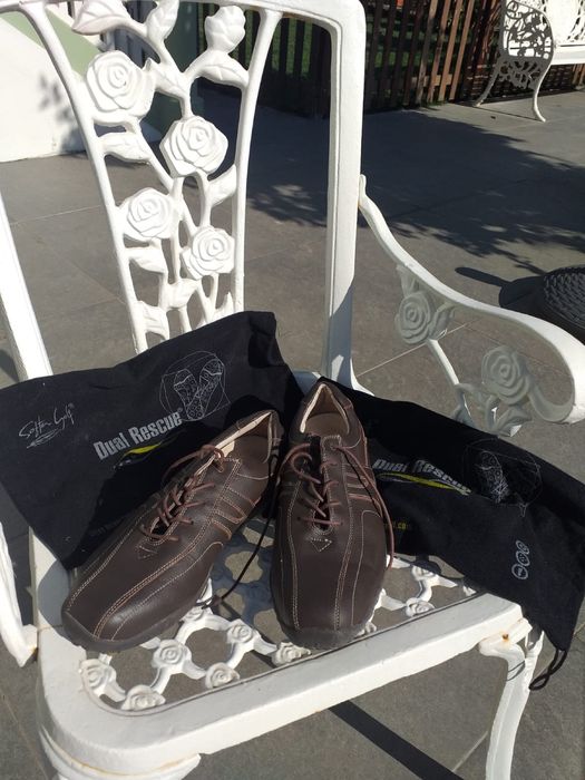 Vendo Sapatos de Golfe