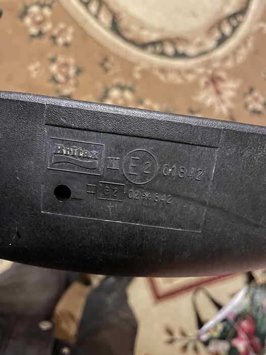 Продам електро дзеркало підходить на опель астра тігра і пежо 305