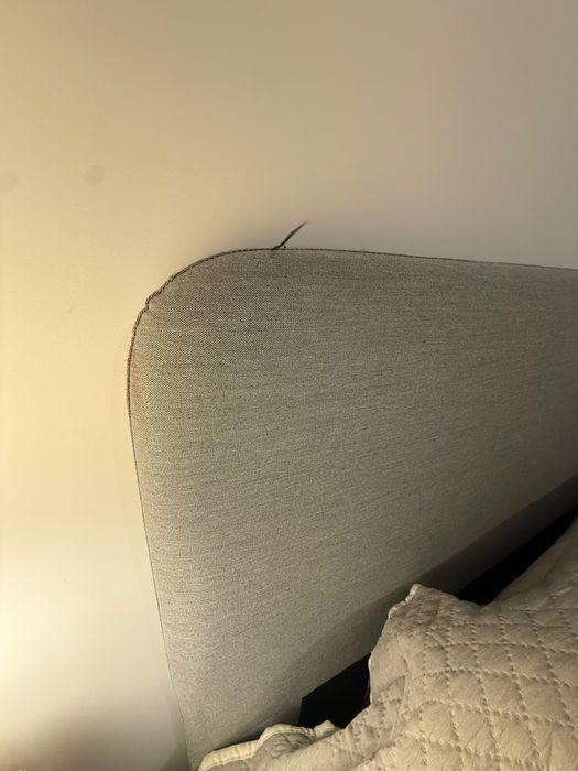 Cama de casal IKEA