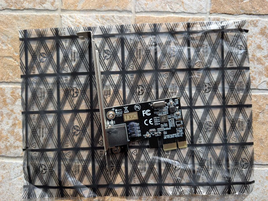 Vendo placa de rede 2.5g pciexpress nova em folha