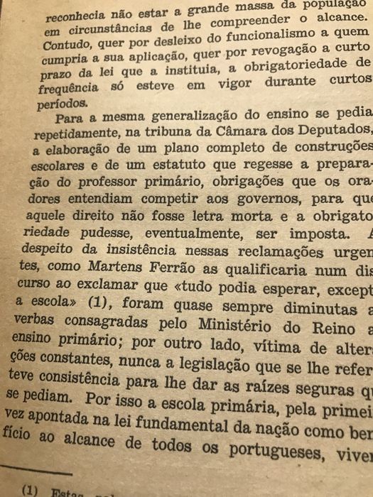 Notas para a História do Ensino em Portugal