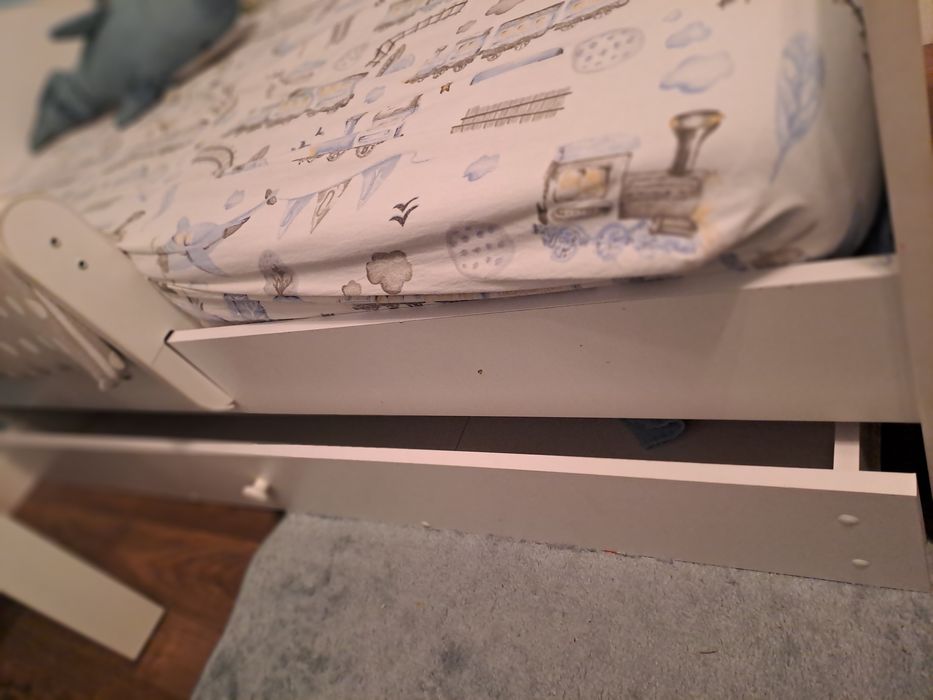 Łóżeczko, łóżko z samolotem chłopięce z materacem 70x140