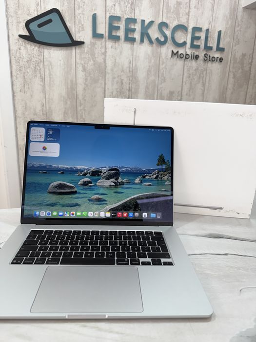 Macbook Air M5 - 13P - 16/1000GB - LUZ DAS ESTRELAS - NOVO CAIXA ABERTA