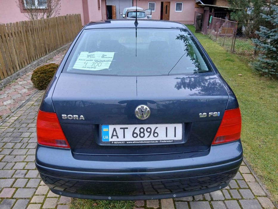 volkswagen bora  2004р 1.6 бензин