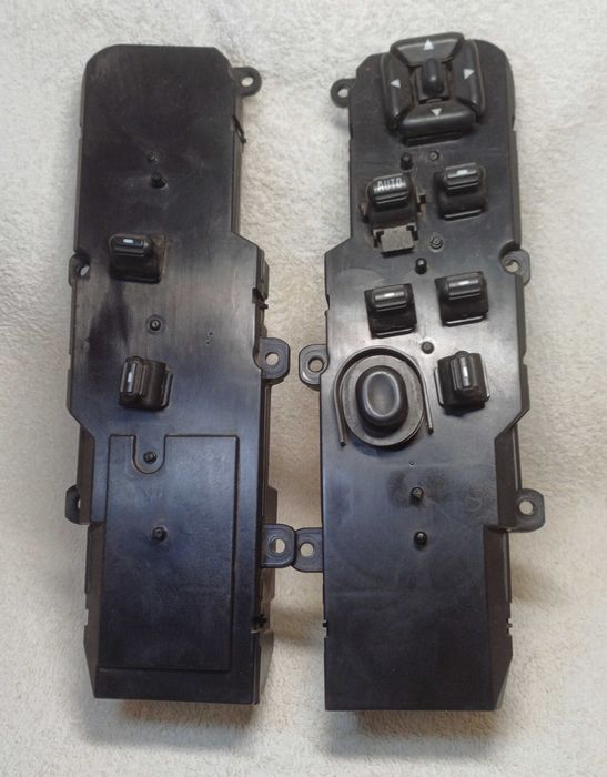 Блок кнопок склопідйомників 56042280AB 56042136 (AB) Jeep Grand