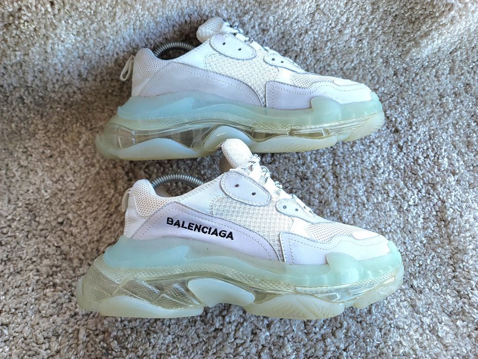 BALENSIAGA Triple S р 39 Кроссовки