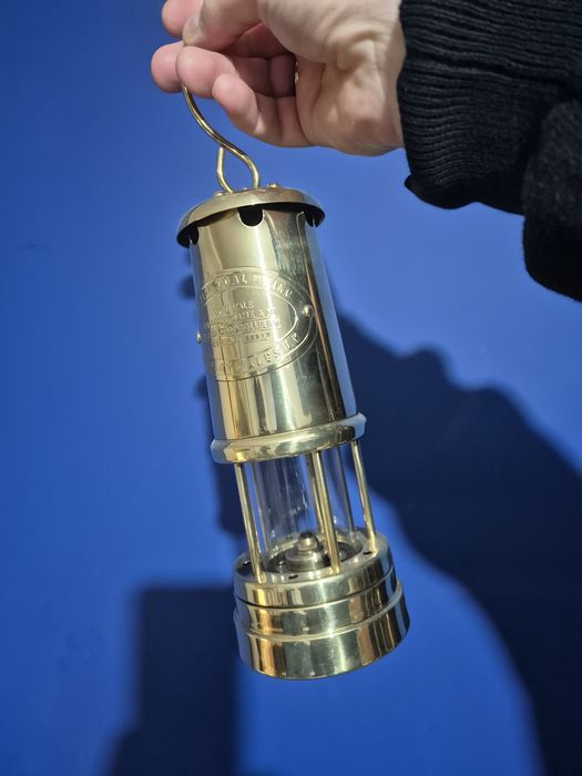Łampa naftowa górnicza