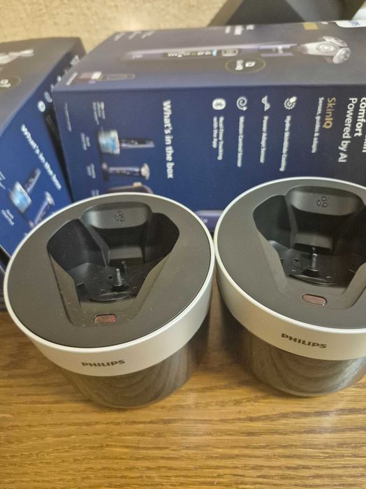 Станція швидкого очищення до електробритв Philips серії i9000 та баготьх інших сумісних серій