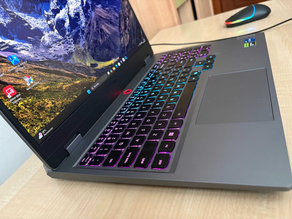 Nowy Laptop Lenovo LOQ15 IRX10 Rtx 5060 I5-13450HX