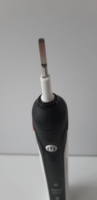 Szczoteczka elektryczna Oral-B SMART 4 4500