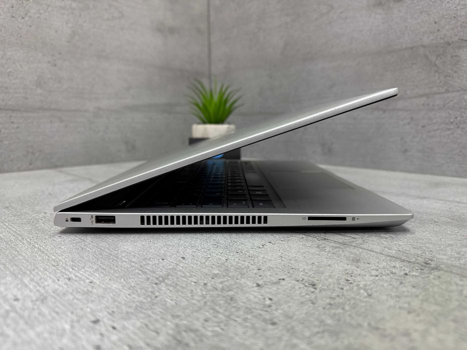 Стильний ноутбук Hp 440 G6/14"/250gb ssd/8gb ddr4/i5-8265u