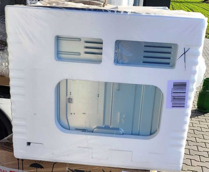 Kuchenka mikrofalowa Electrolux EVM9E2XT Grill Zdalne sterowanie