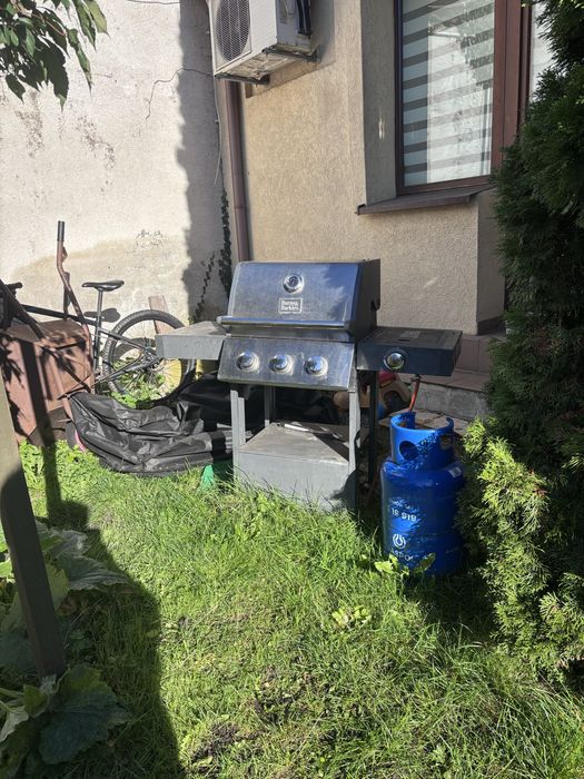 Grill gazowy trzypalnikowy z butlą
