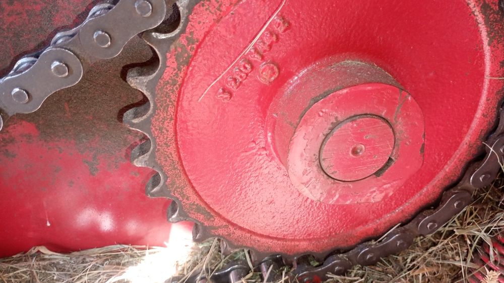 Sprzedam prase rolującą KR 130 balot 120/130