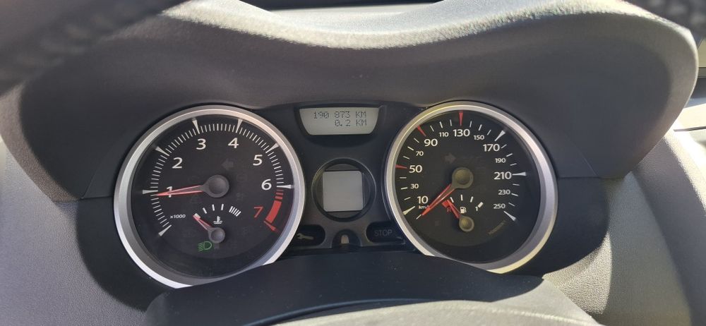 Renault Megane 2. 1.6. Гарний збережений стан.