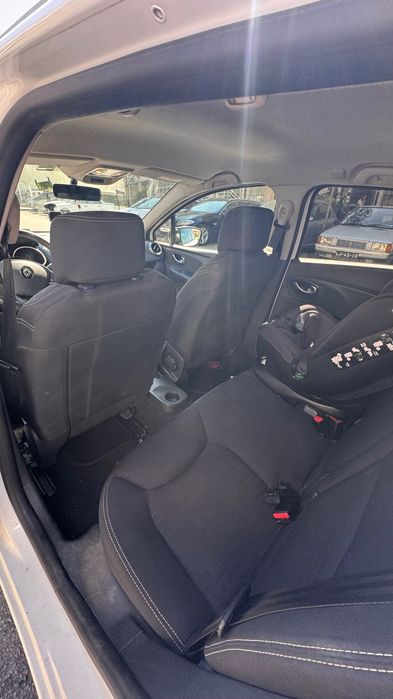 Renault Clio Sport Tourer — fotografia 9